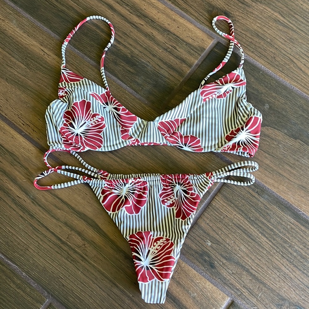 Benoa bikini